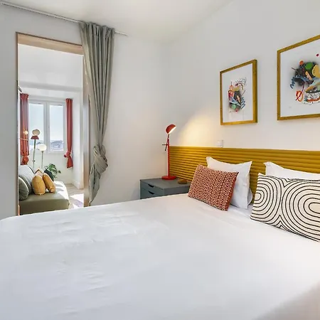 Whome Historic Centre Modern Masterpiece W River Views Apartment Lisbon