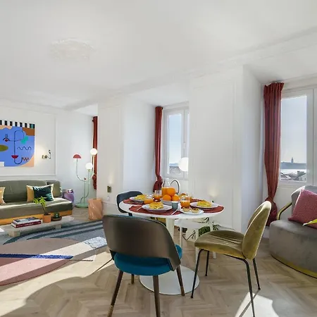 Apartment Whome Historic Centre Modern Masterpiece W River Views *