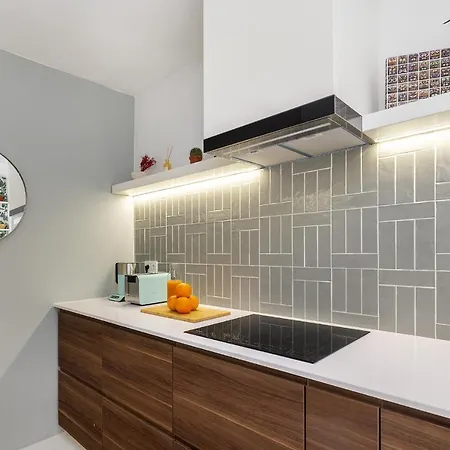 Whome Historic Centre Modern Masterpiece W River Views Apartment Lisbon