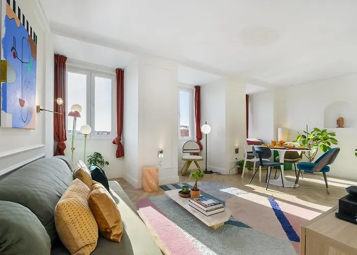 Whome Historic Centre Modern Masterpiece W River Views