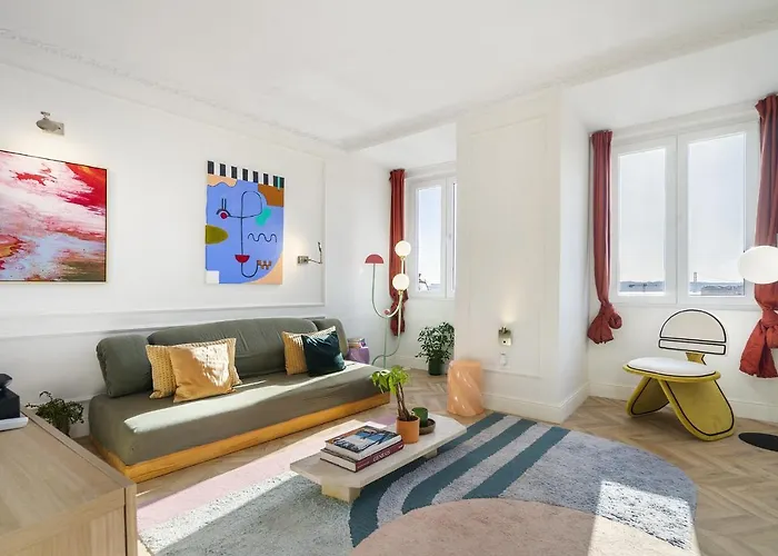 Whome Historic Centre Modern Masterpiece W River Views 아파트