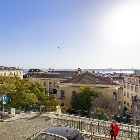 Whome Historic Centre Modern Masterpiece W River Views דירה ליסבון